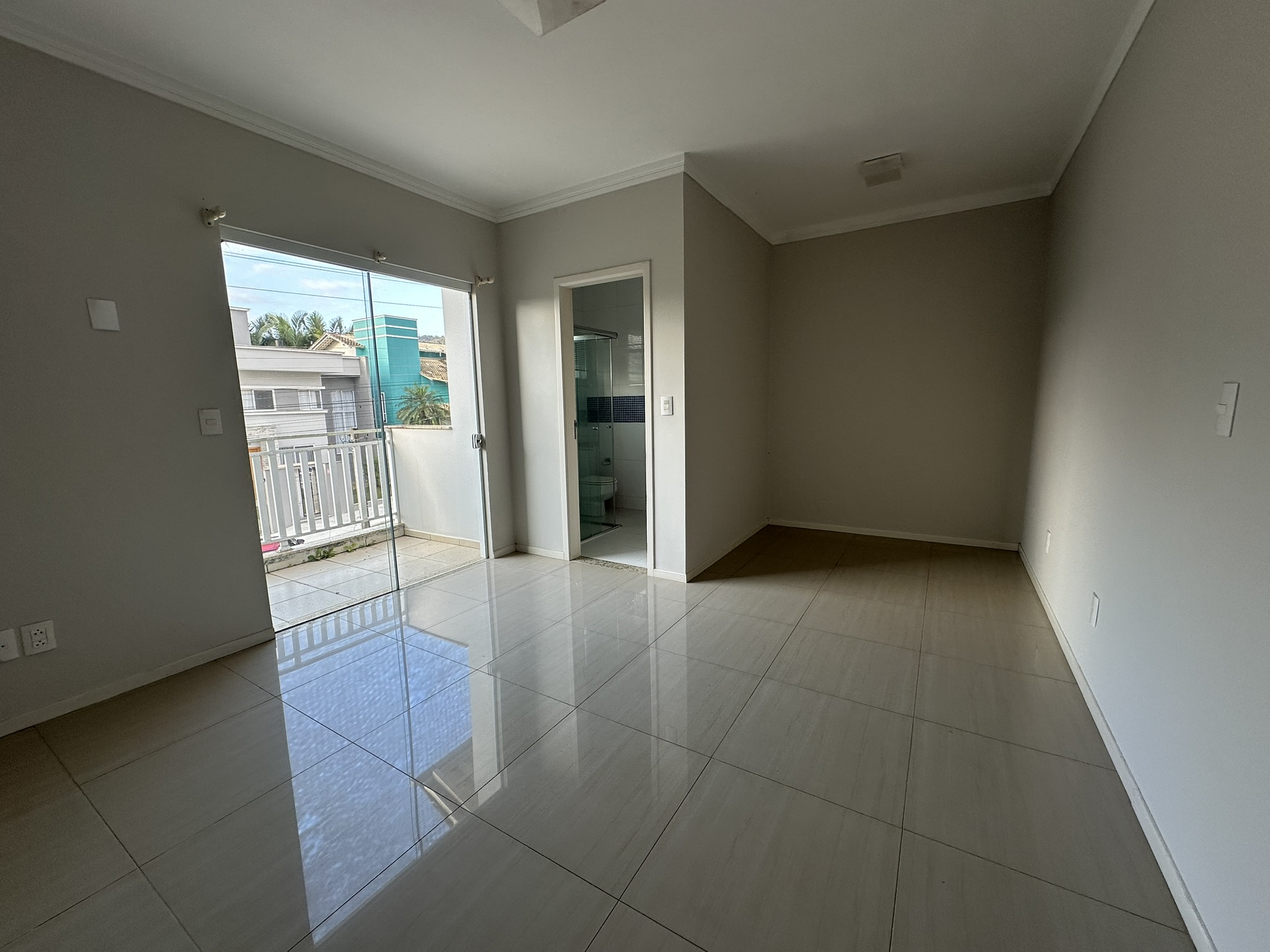 Imagem Sobrado no bairro Amizade - Localização privilegiada, área externa ampla e economia