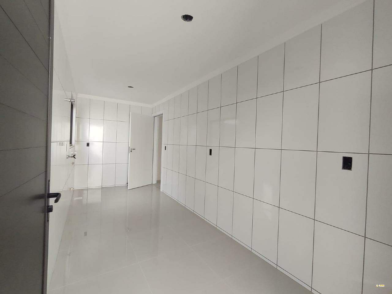 Imagem Casa à venda, 3 quartos, 1 suíte, 3 vagas, Jaraguá 99 - Jaraguá do Sul/SC