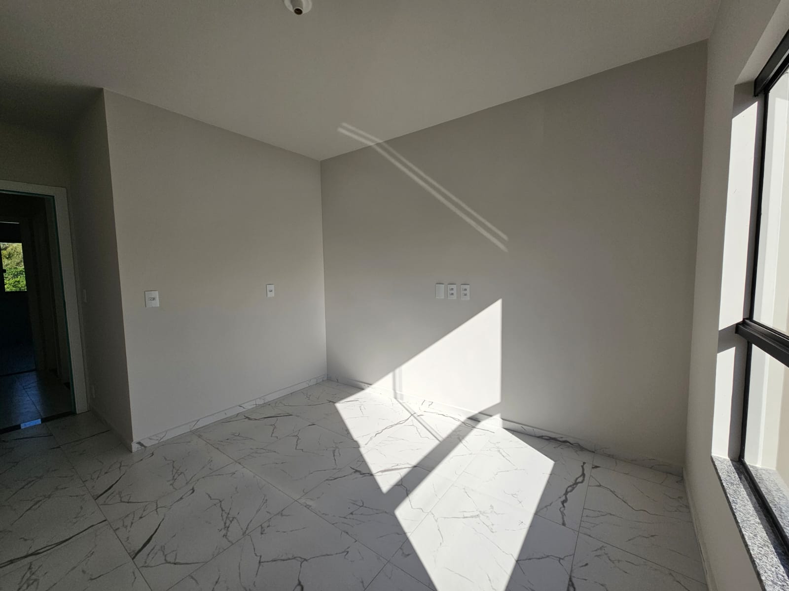 Imagem Sobrado geminado com 2 dormitórios no bairro Jaraguá 99 em Jaraguá do Sul