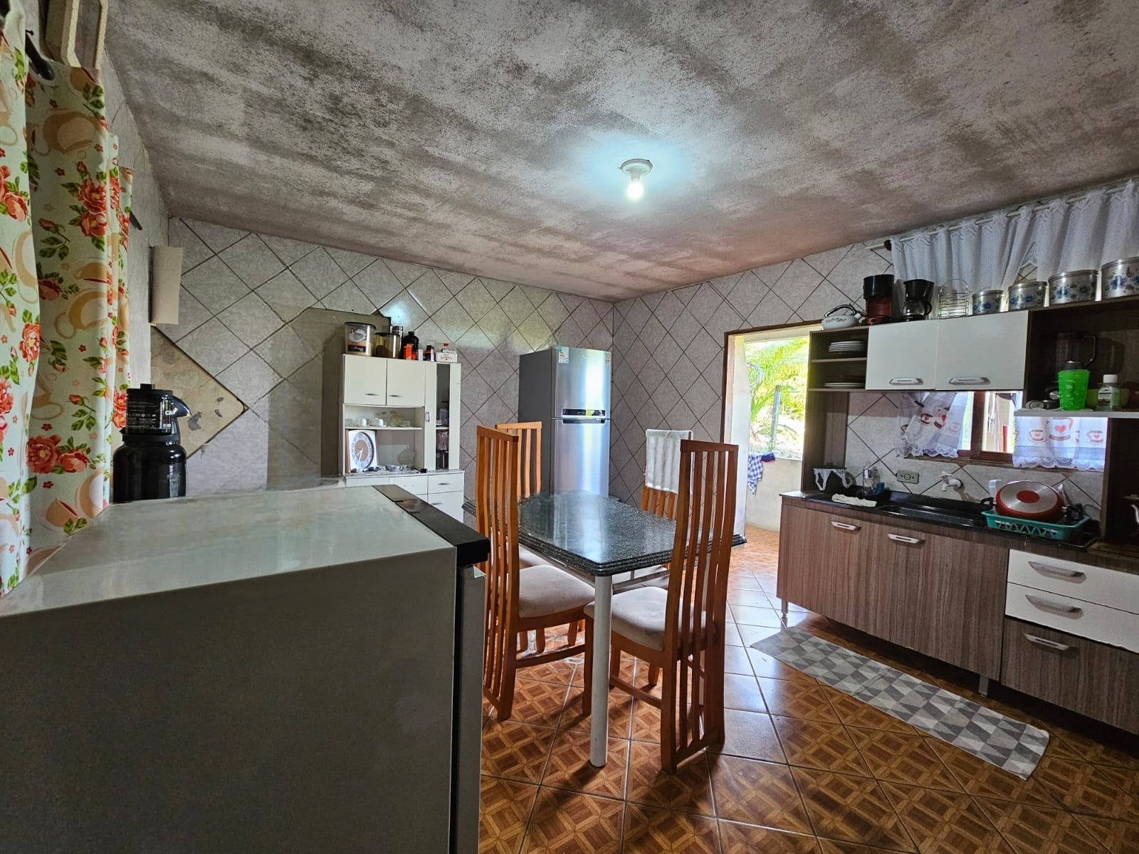 Imagem Casa com 3 dormitórios no bairro Jaraguá 99 em Jaraguá do Sul